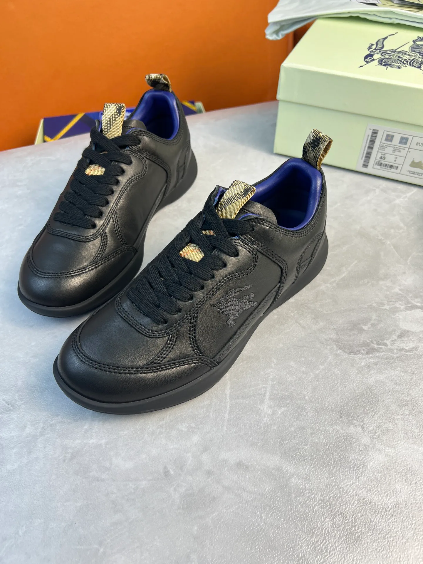 Кроссовки Мужские Burberry 17420309