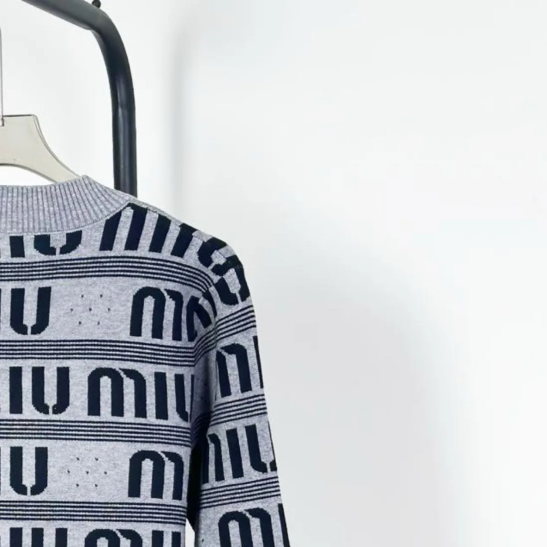 Джемперы И Свитеры Женские Miu Miu 19443890