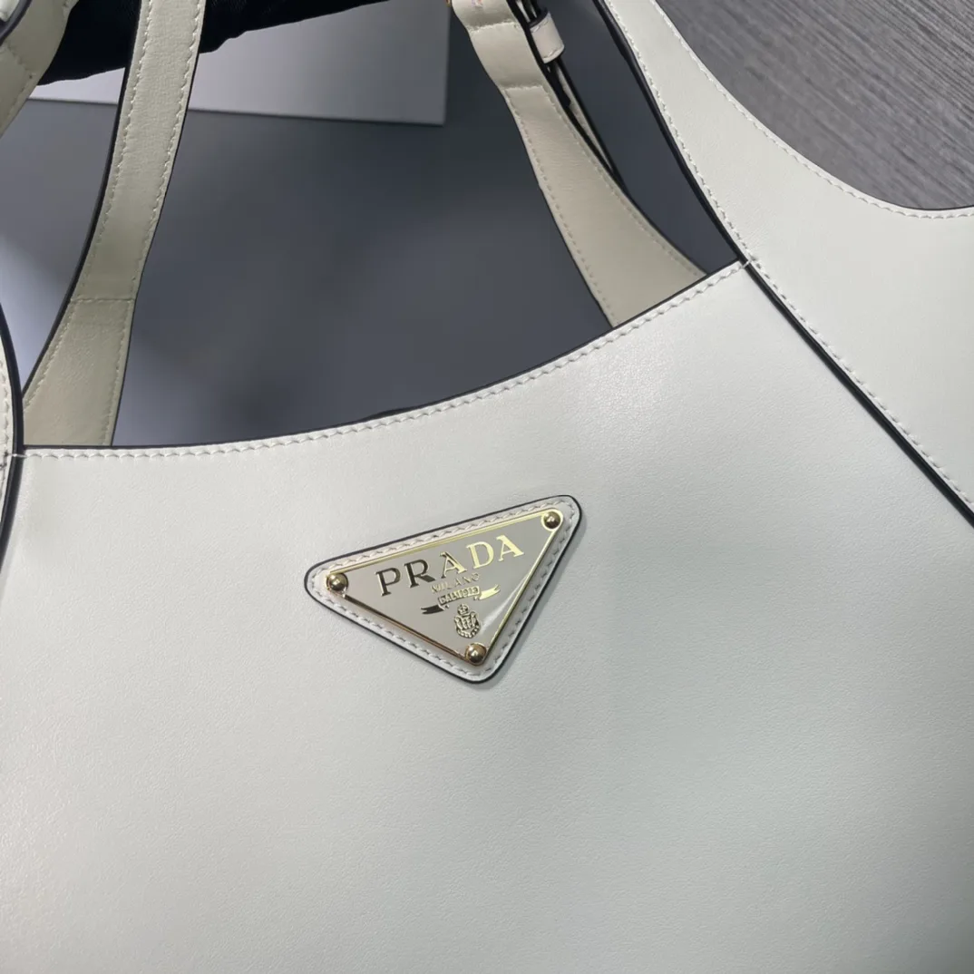 Классические Сумки Женские Prada 9029