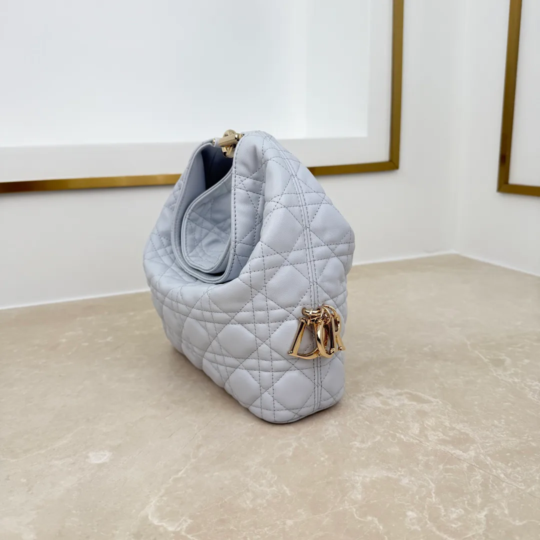 Классические Сумки Женские Christian Dior 18116291
