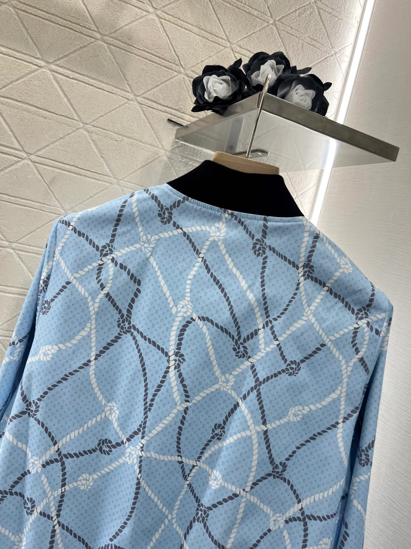 Куртки И Пуховики Женские Louis Vuitton 29663