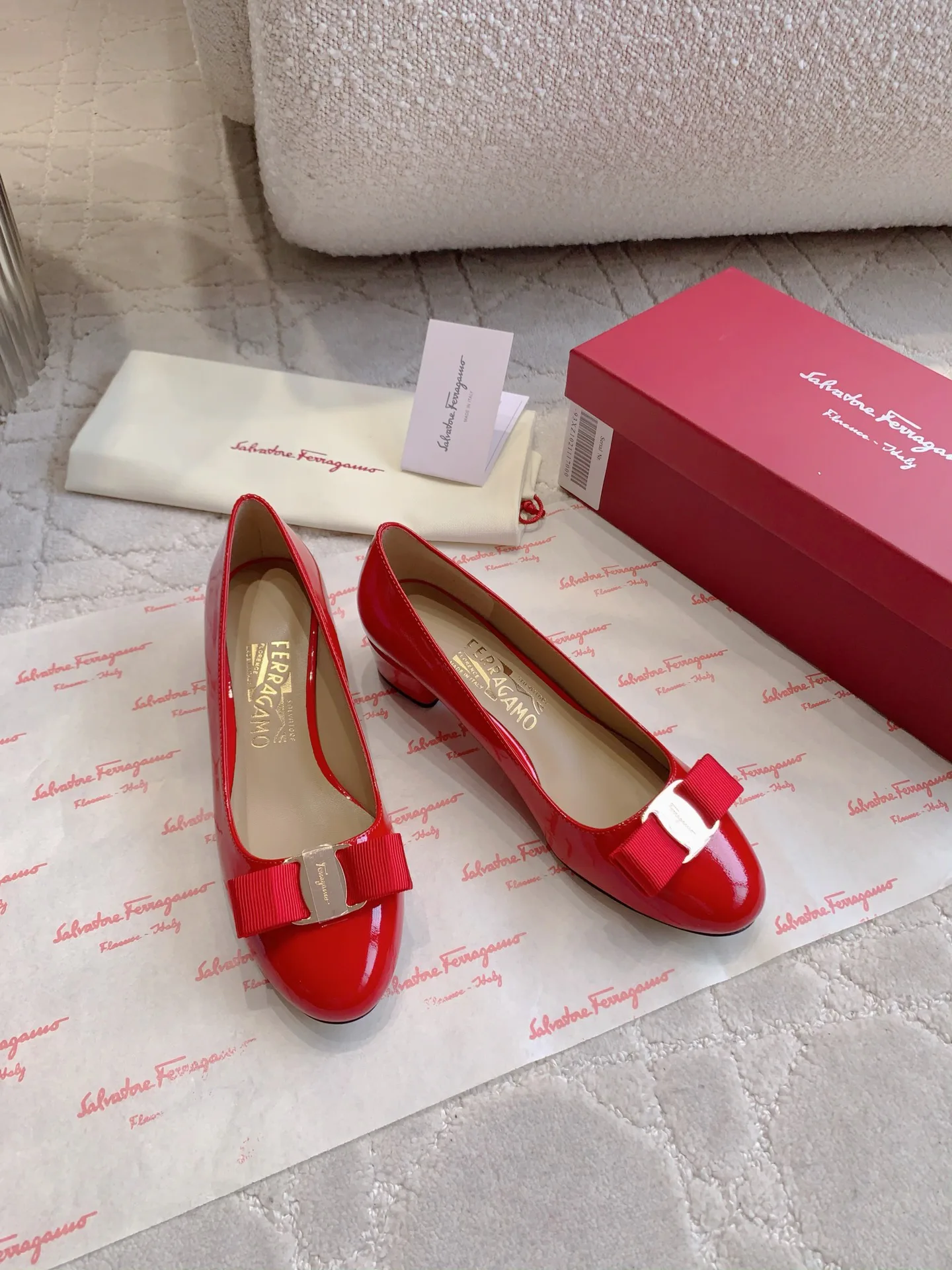 Балетки Женские Salvatore Ferragamo 11870088