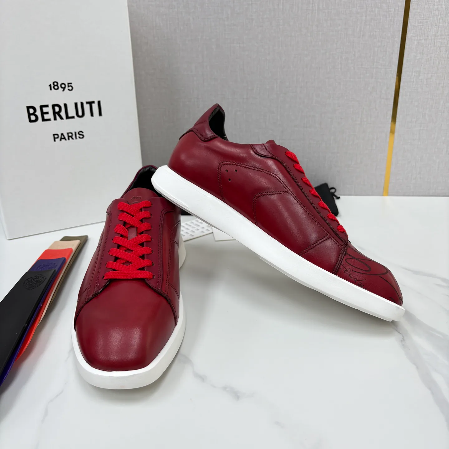 Кроссовки Мужские Berluti 17579109