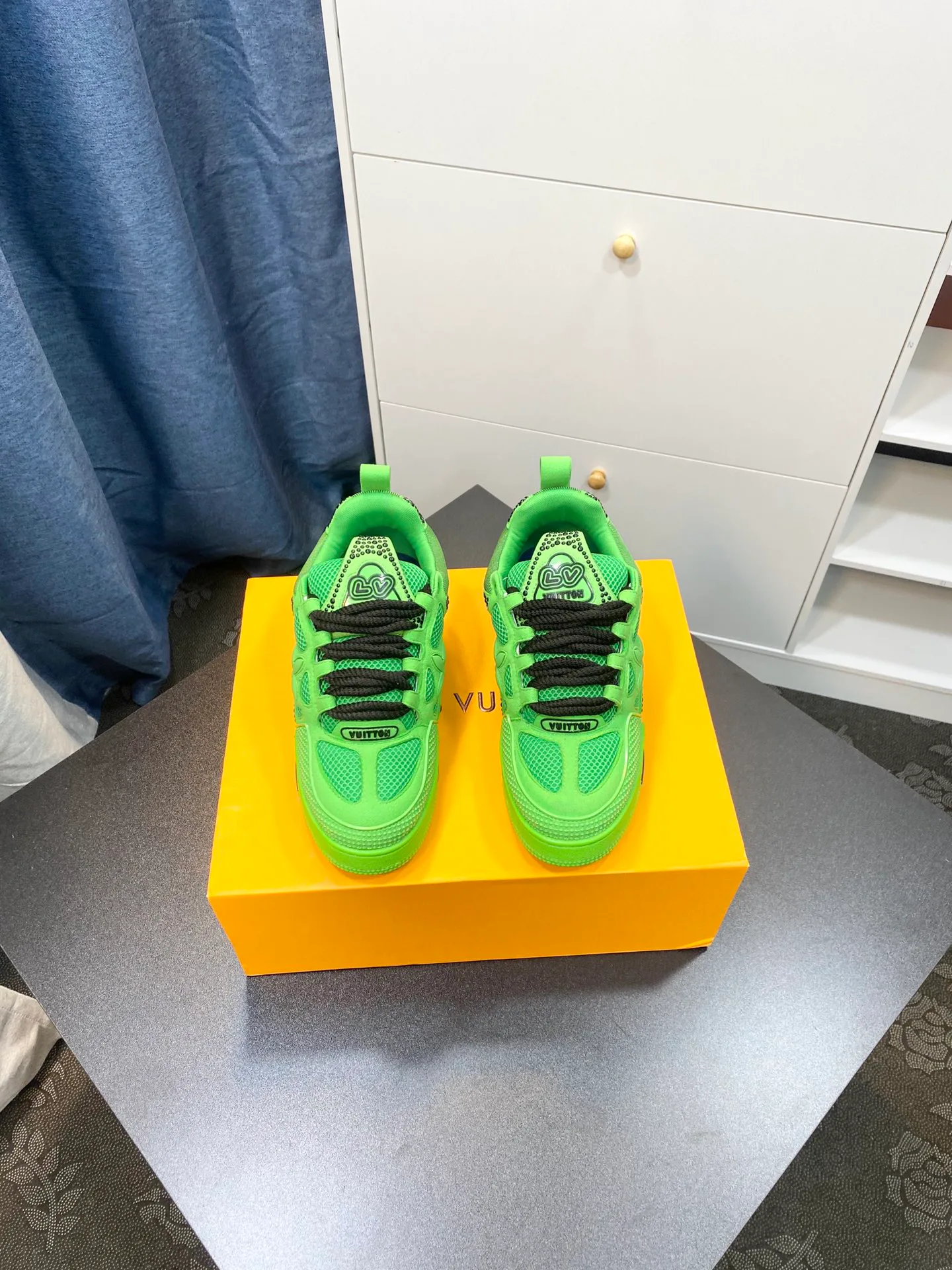 Кроссовки Женские Louis Vuitton 378047