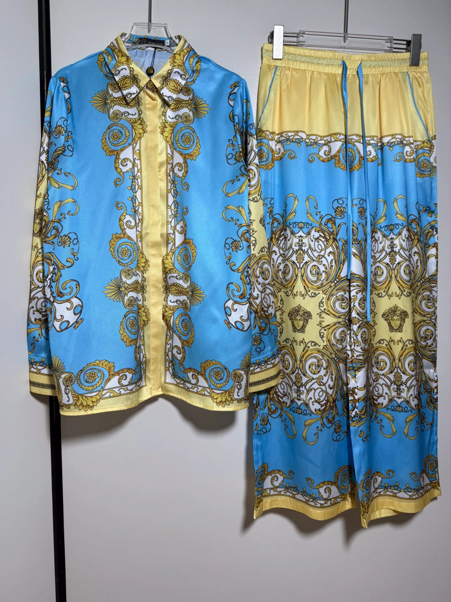 Костюмы Женские Versace 1760590