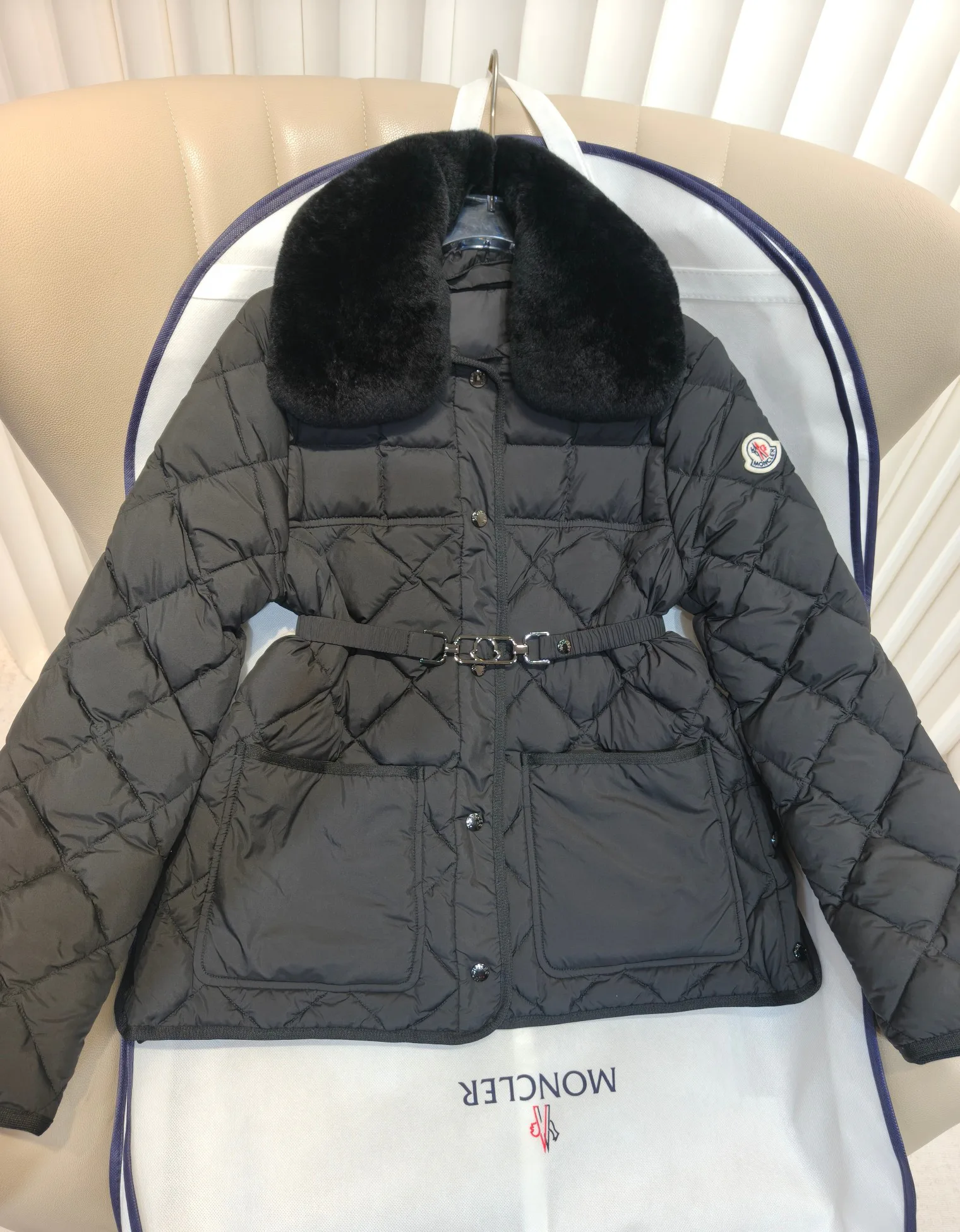 Куртки И Пуховики Мужские Moncler 139108