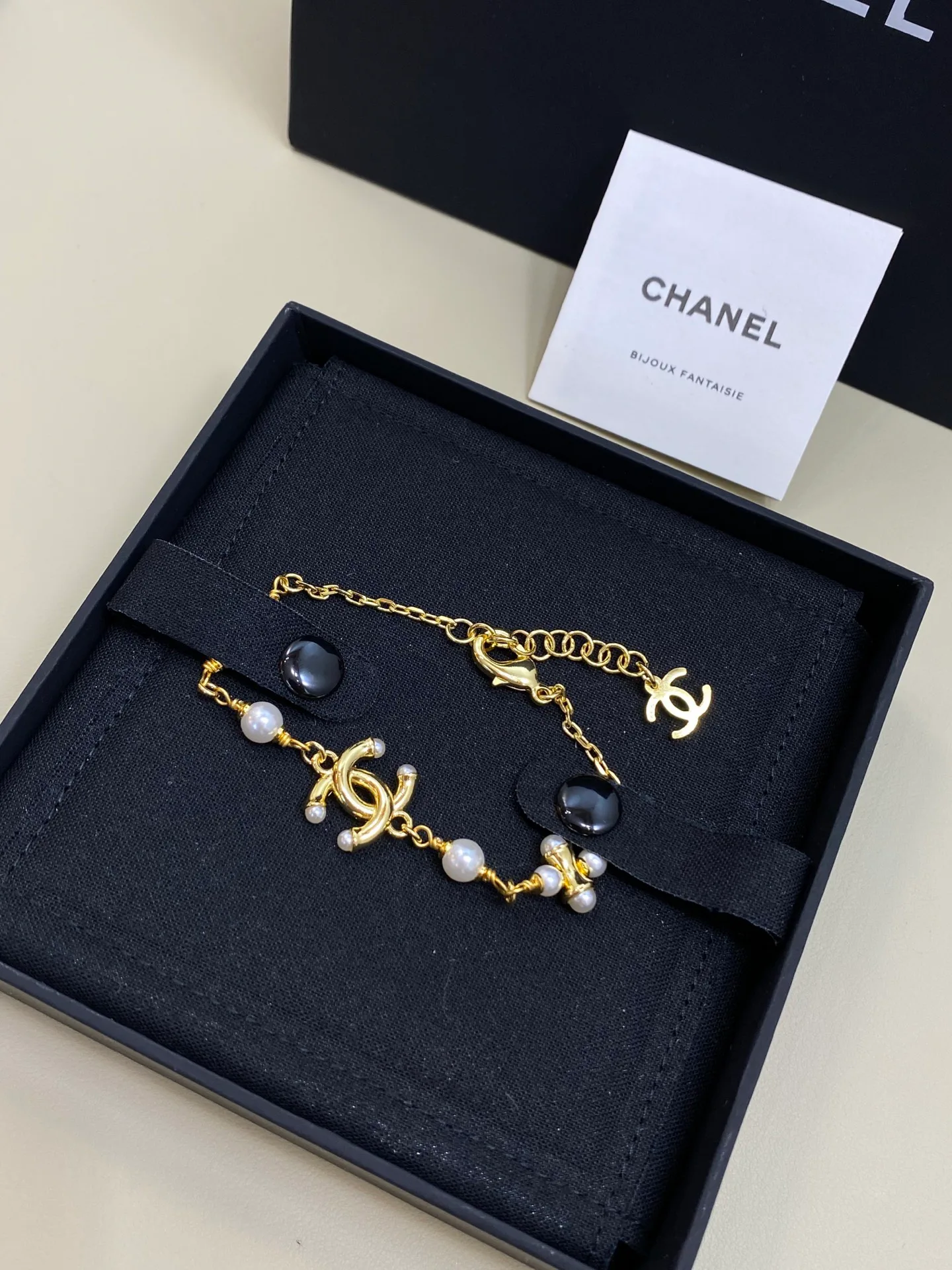 Бижутерия Chanel 11420345