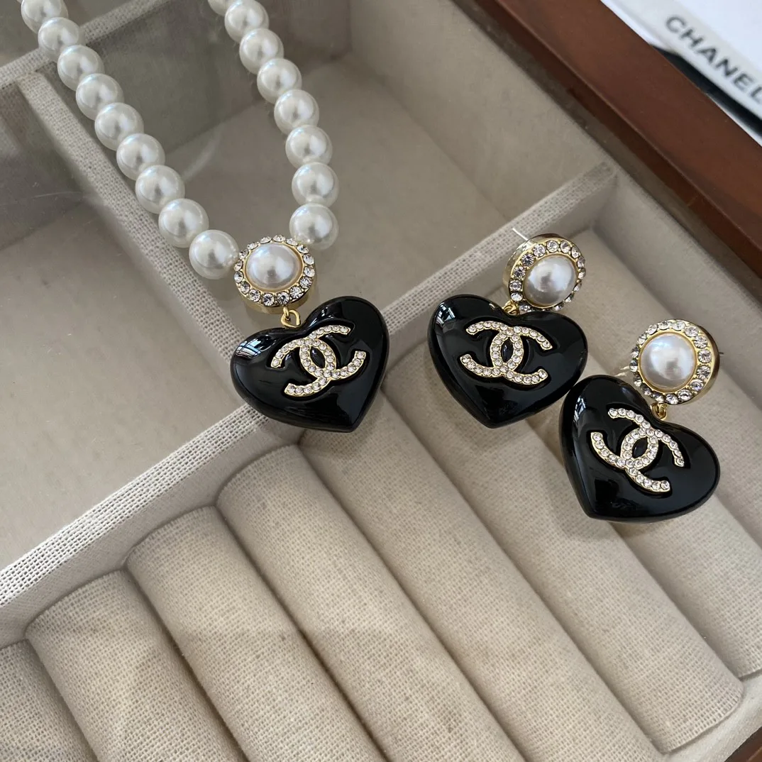 Бижутерия Chanel 549046