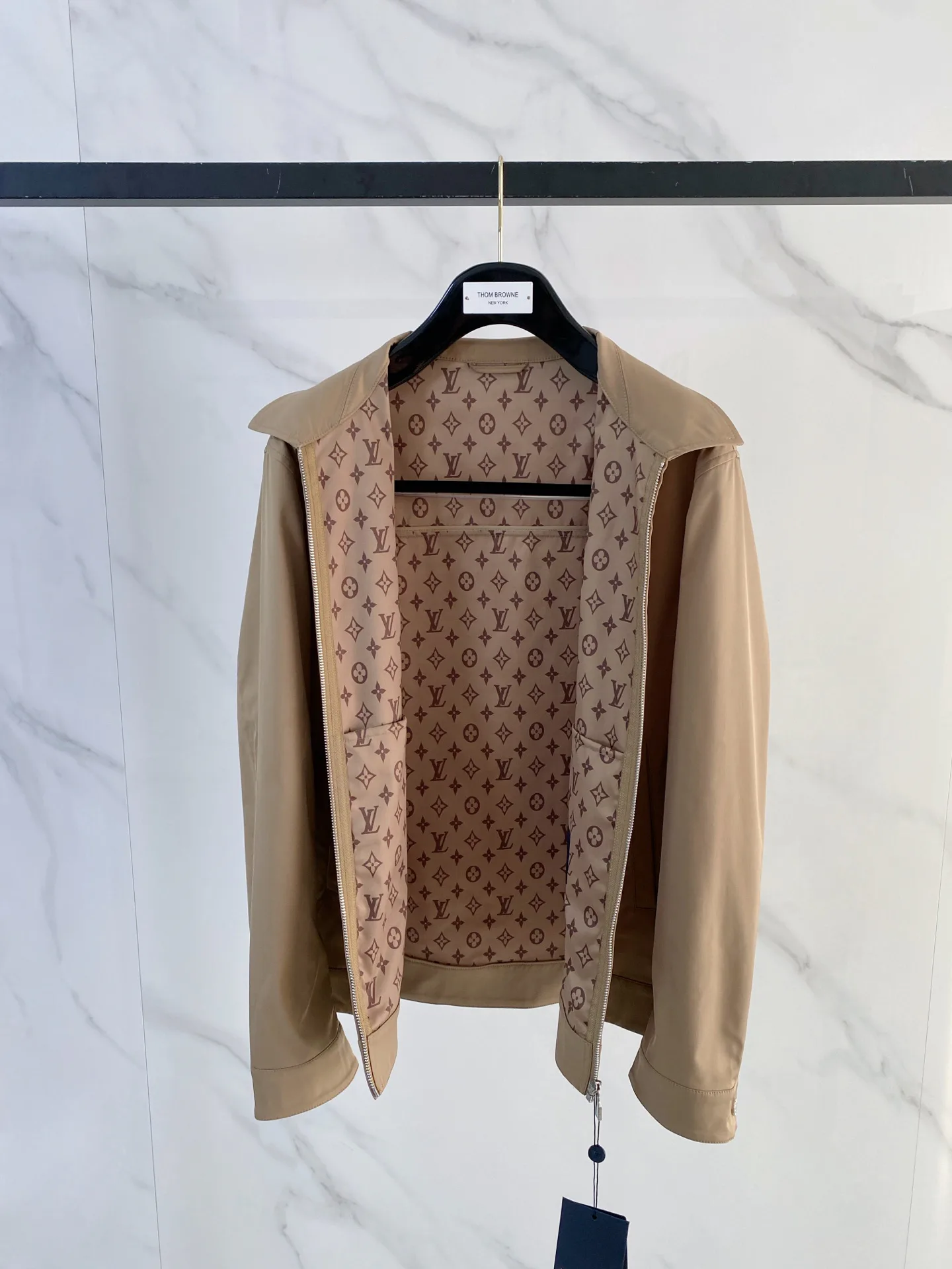 Куртки И Пуховики Мужские Louis Vuitton 1916635