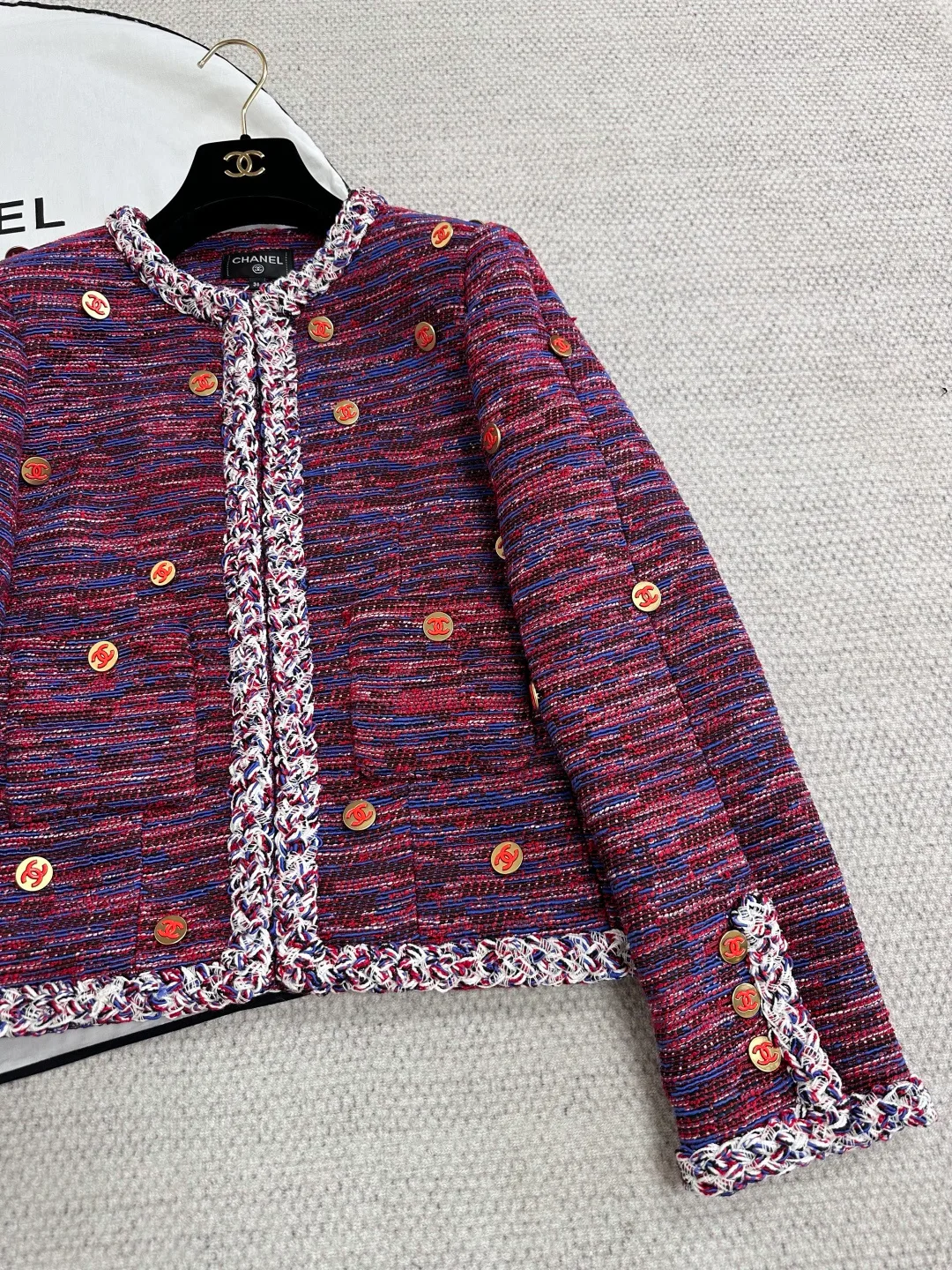 Жакеты Женские Chanel 19654428