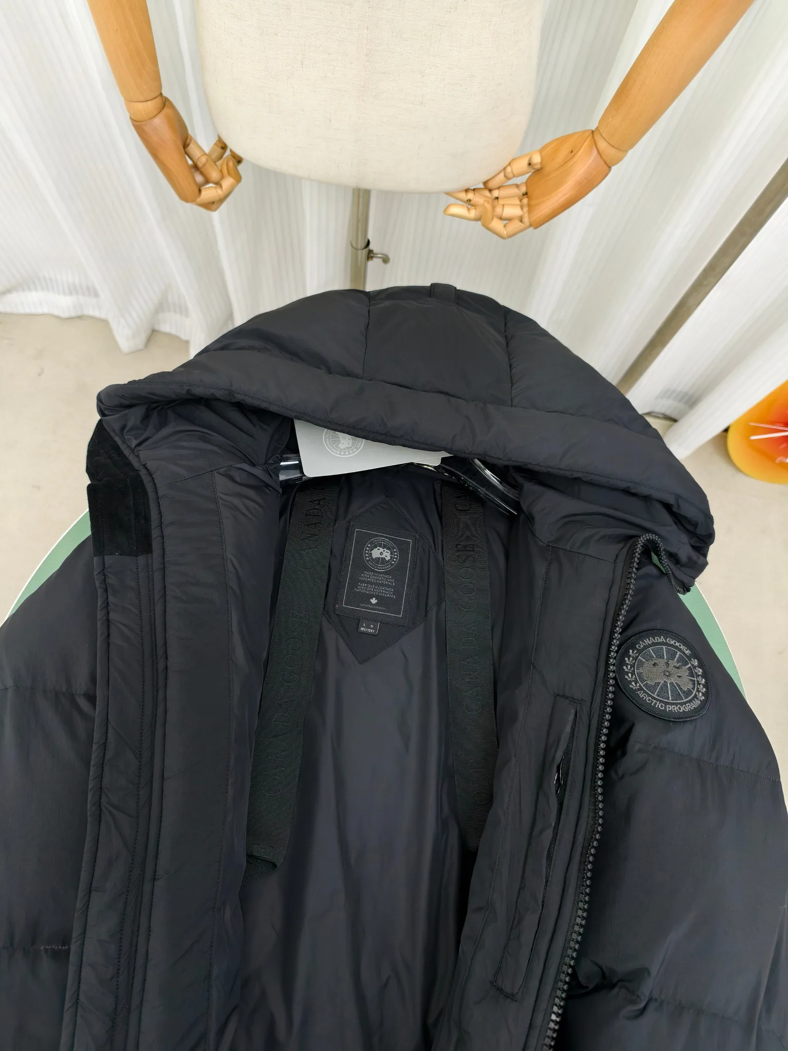Куртки И Пуховики Женские Canada Goose 3153846
