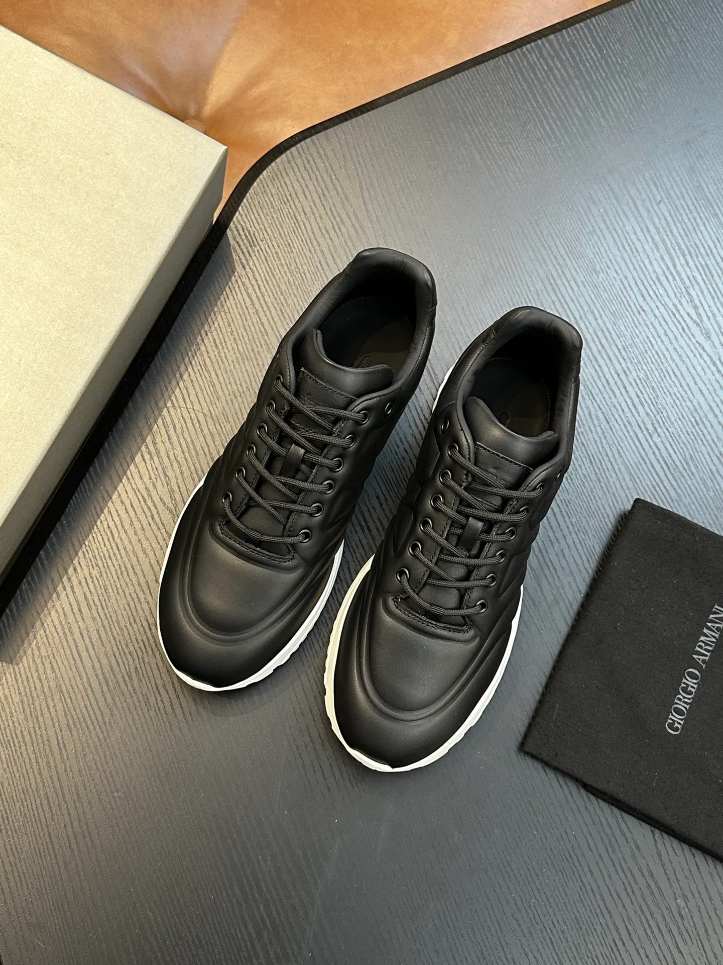 Кроссовки Мужские Armani 5040488