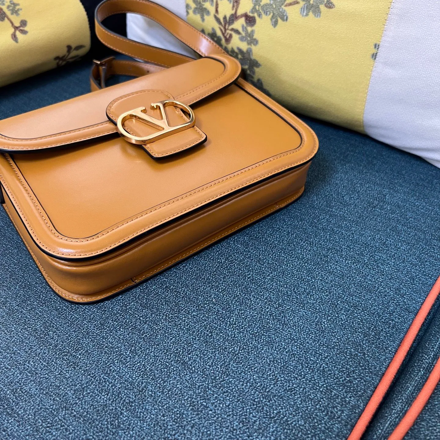 Классические Сумки Женские Valentino 8728887