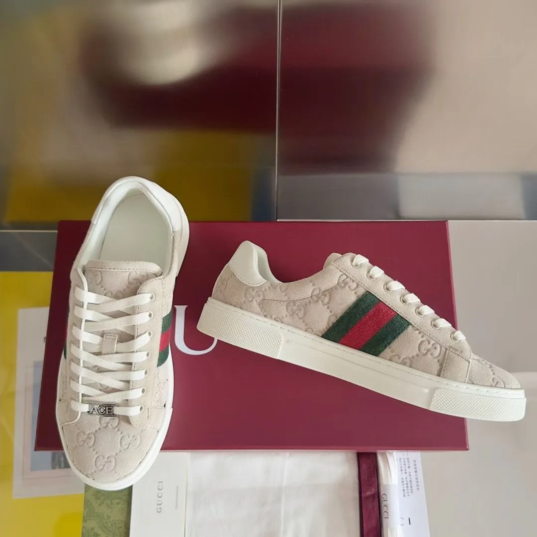 Кроссовки Женские Gucci 19081342
