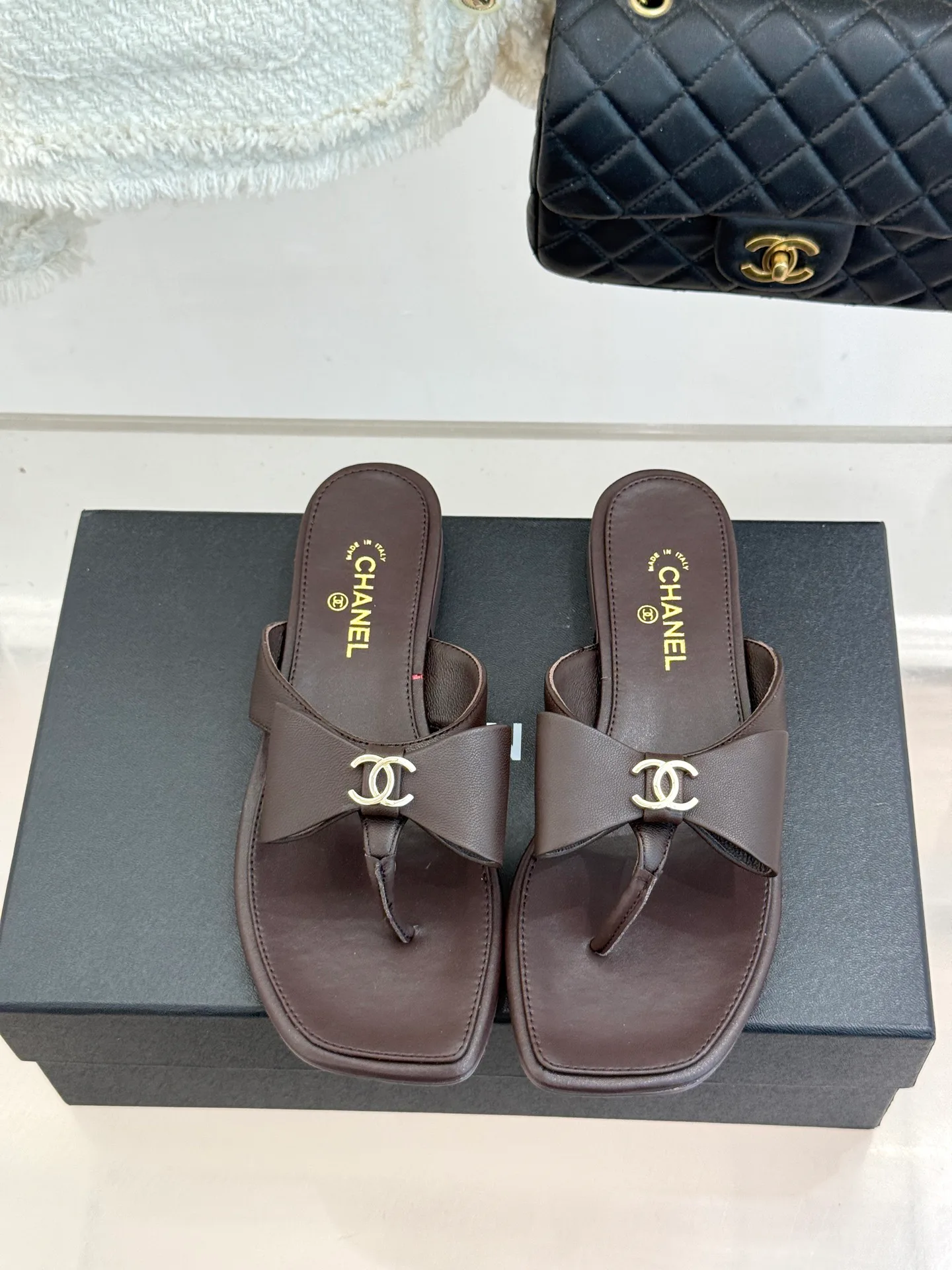 Шлепанцы Женские Chanel 16965744