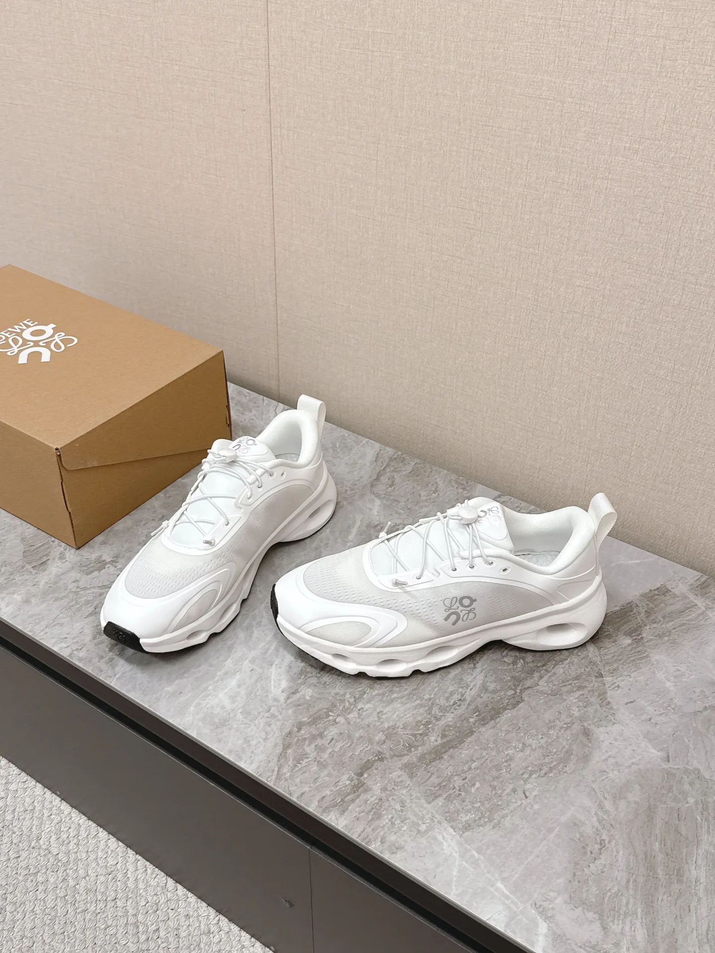 Кроссовки Женские Loewe 1879429