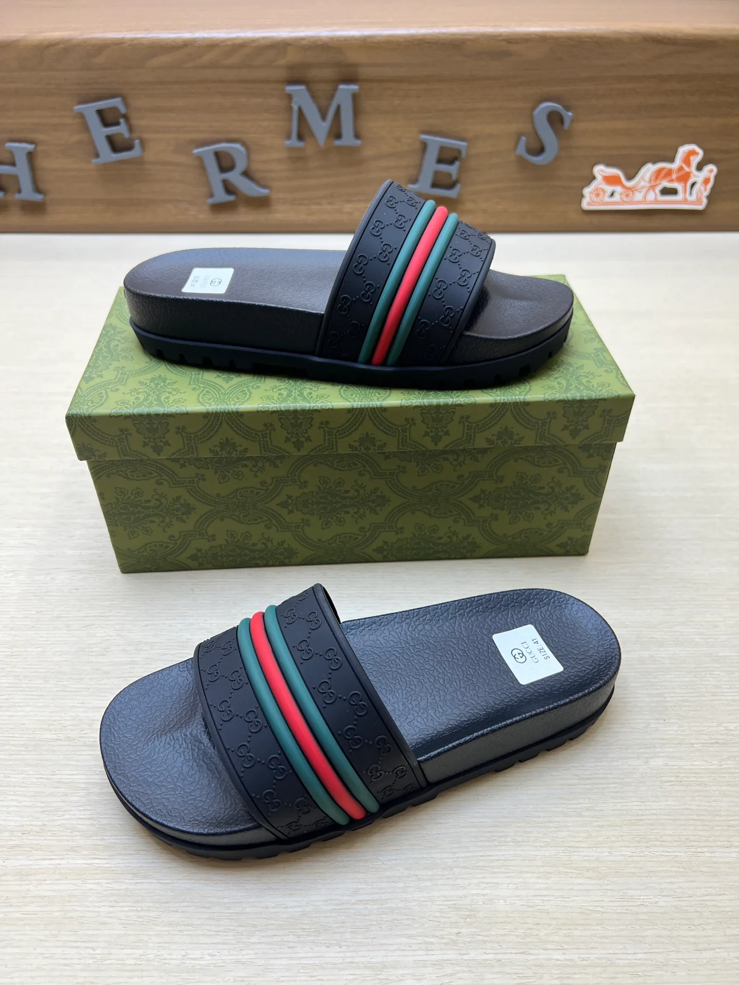 Шлепанцы Женские Gucci 11450948