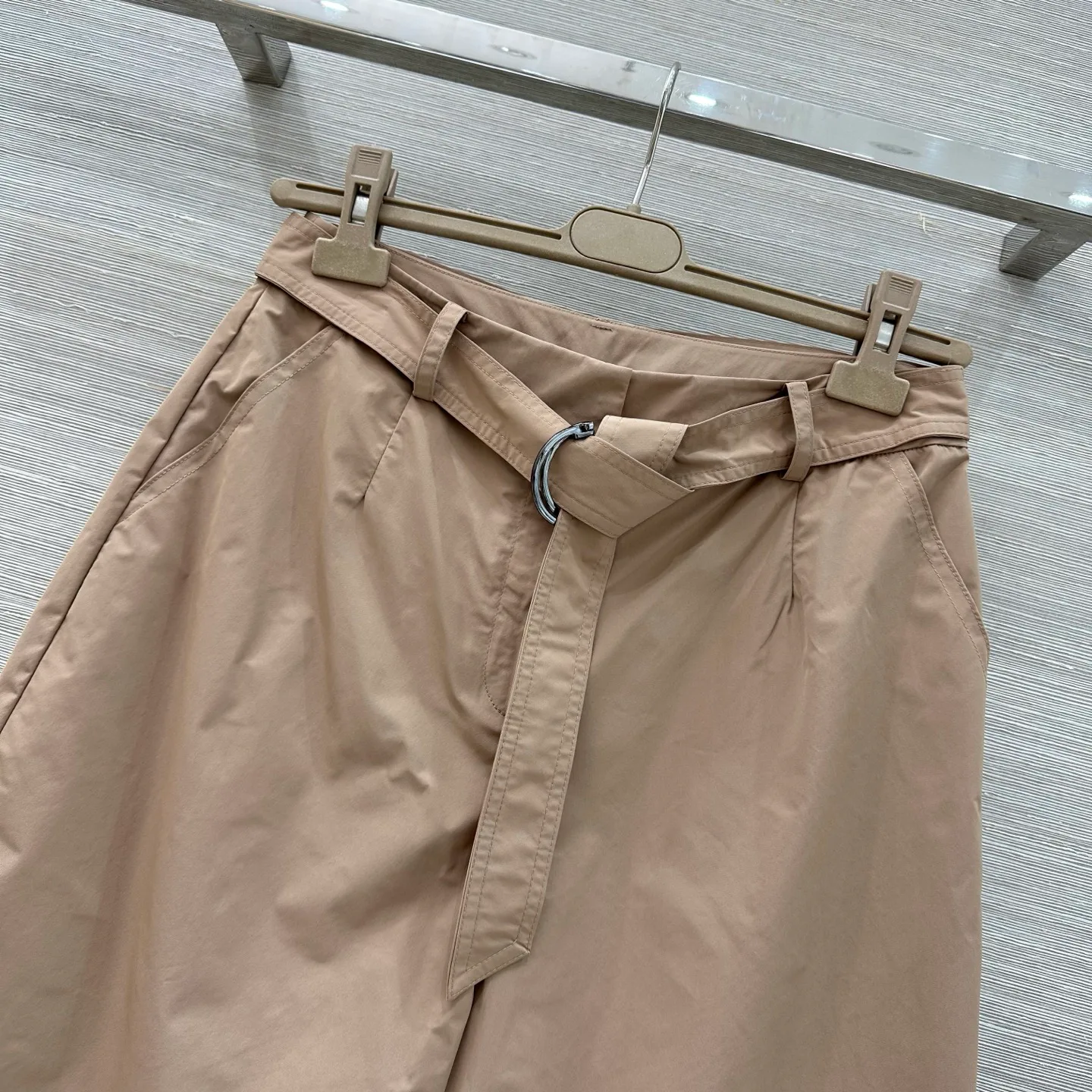 Шорты Женские Brunello Cucinelli 9840370