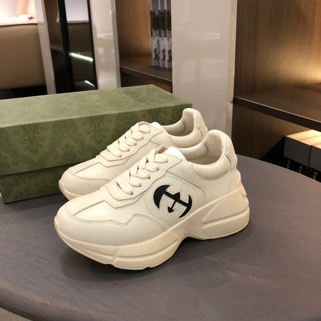 Кроссовки Женские Gucci 19473566
