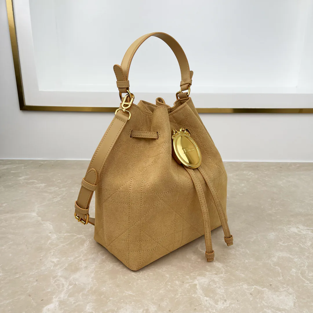 Классические Сумки Женские Christian Dior 18116322