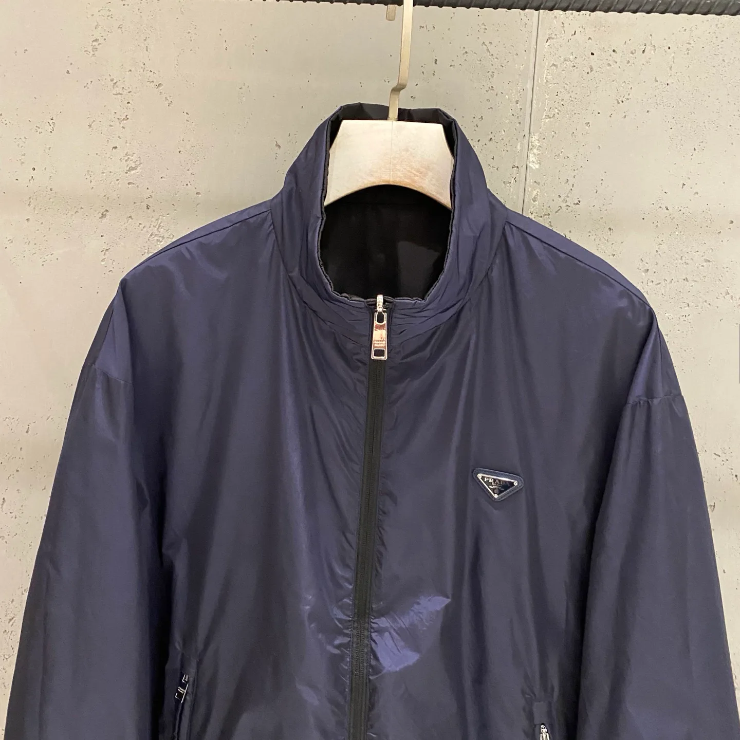 Куртки И Пуховики Мужские Prada 17938034