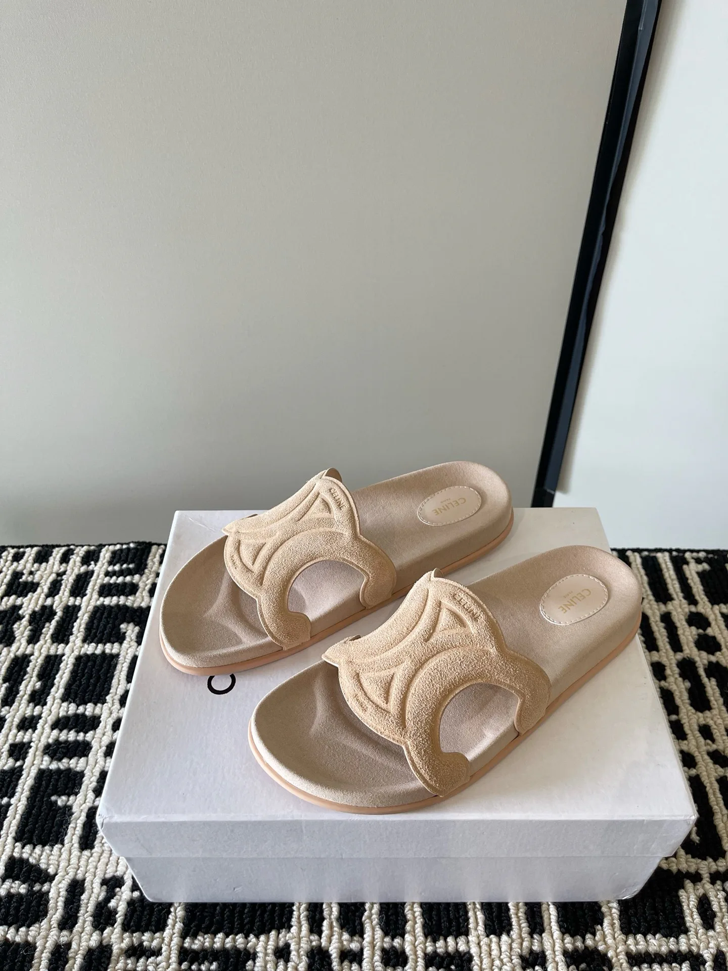 Шлепанцы Женские Celine 17580718