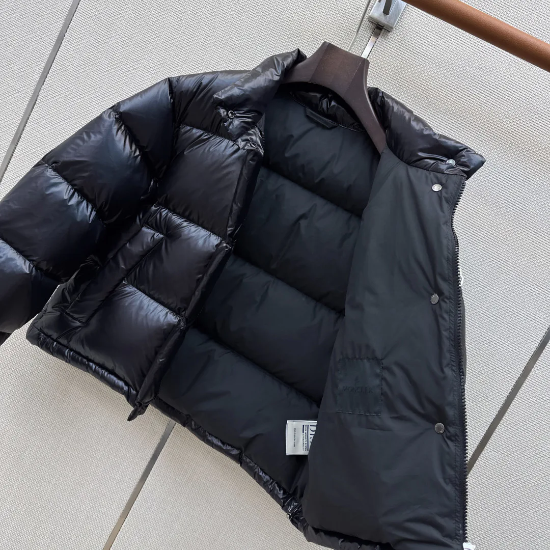 Куртки И Пуховики Женские Moncler 18690449
