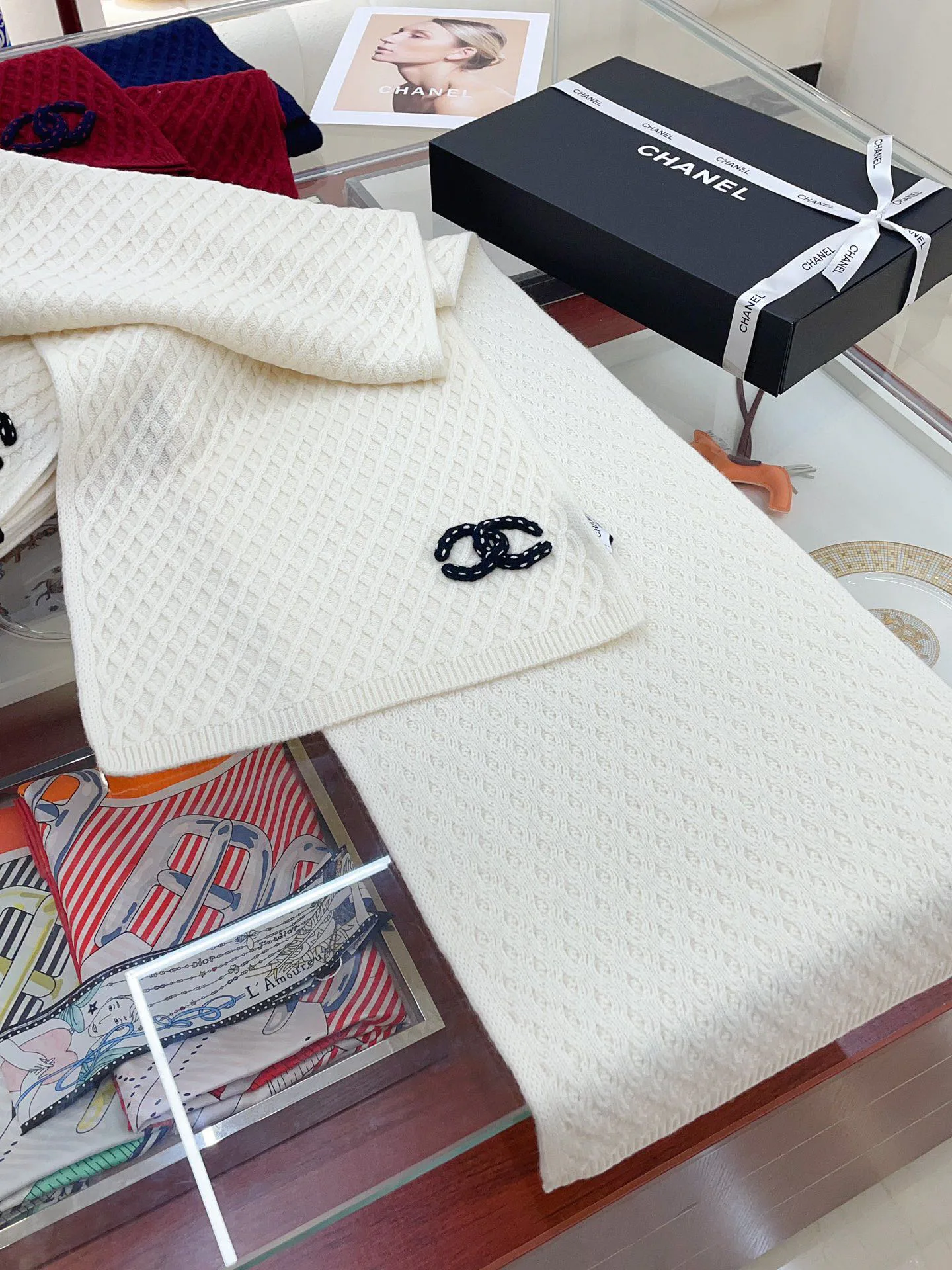 Шарфы Chanel 90811