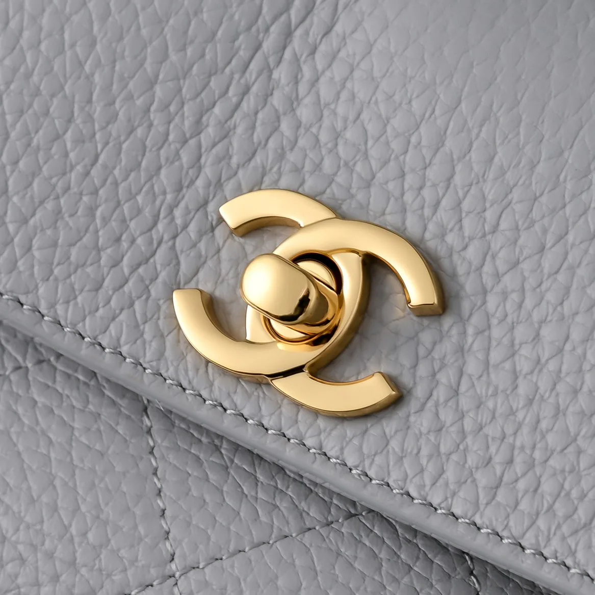 Классические Сумки Женские Chanel 18147807