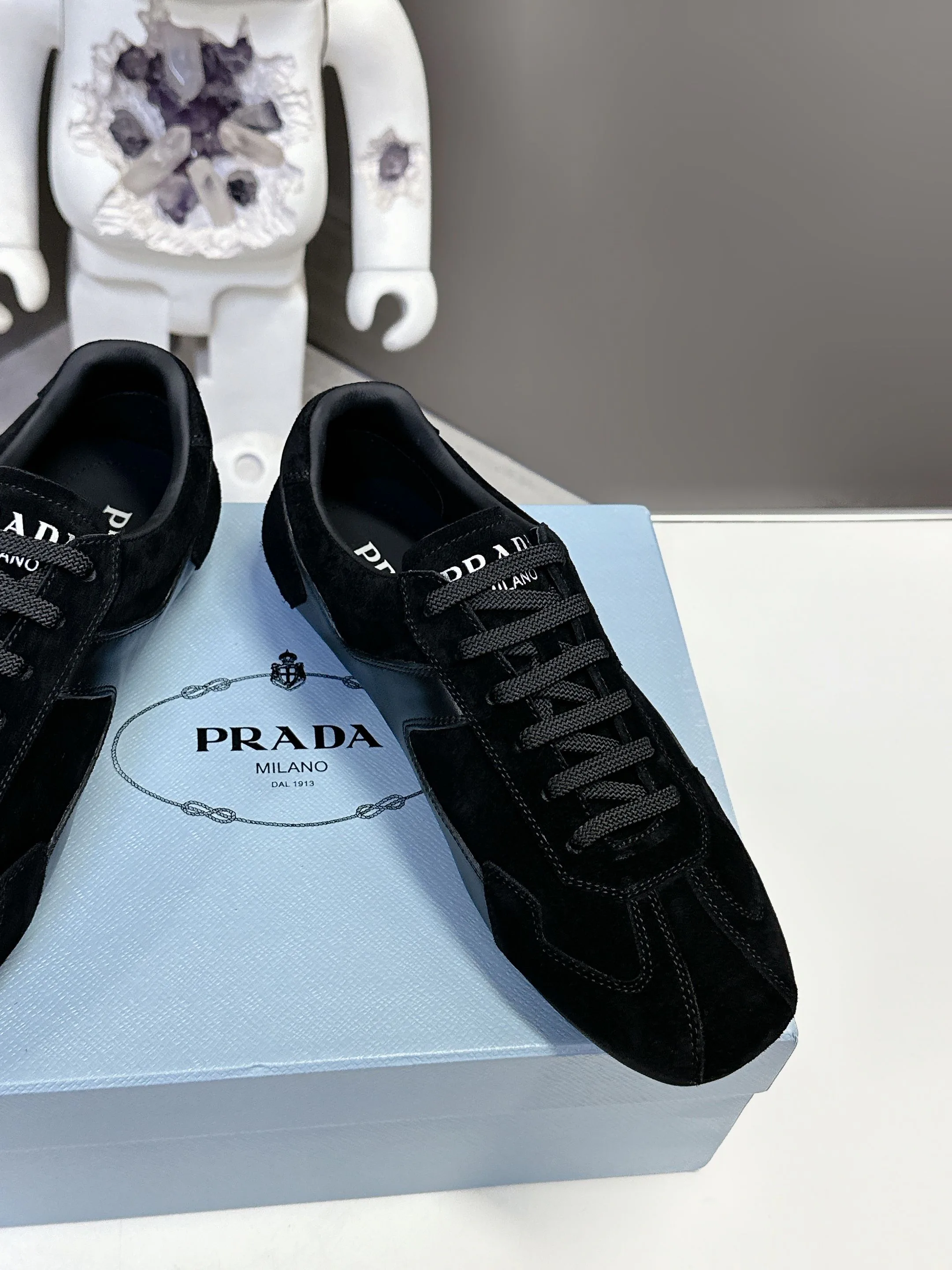 Кроссовки Женские Prada 17803518