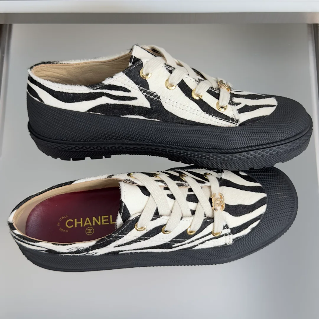 Кроссовки Женские Chanel 18092992