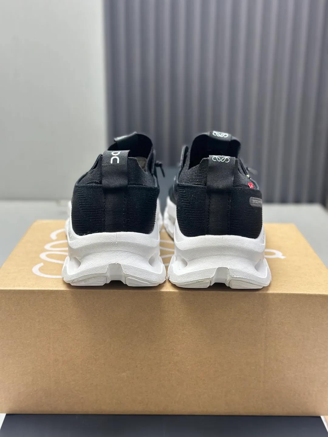 Кроссовки Женские Loewe 1992868