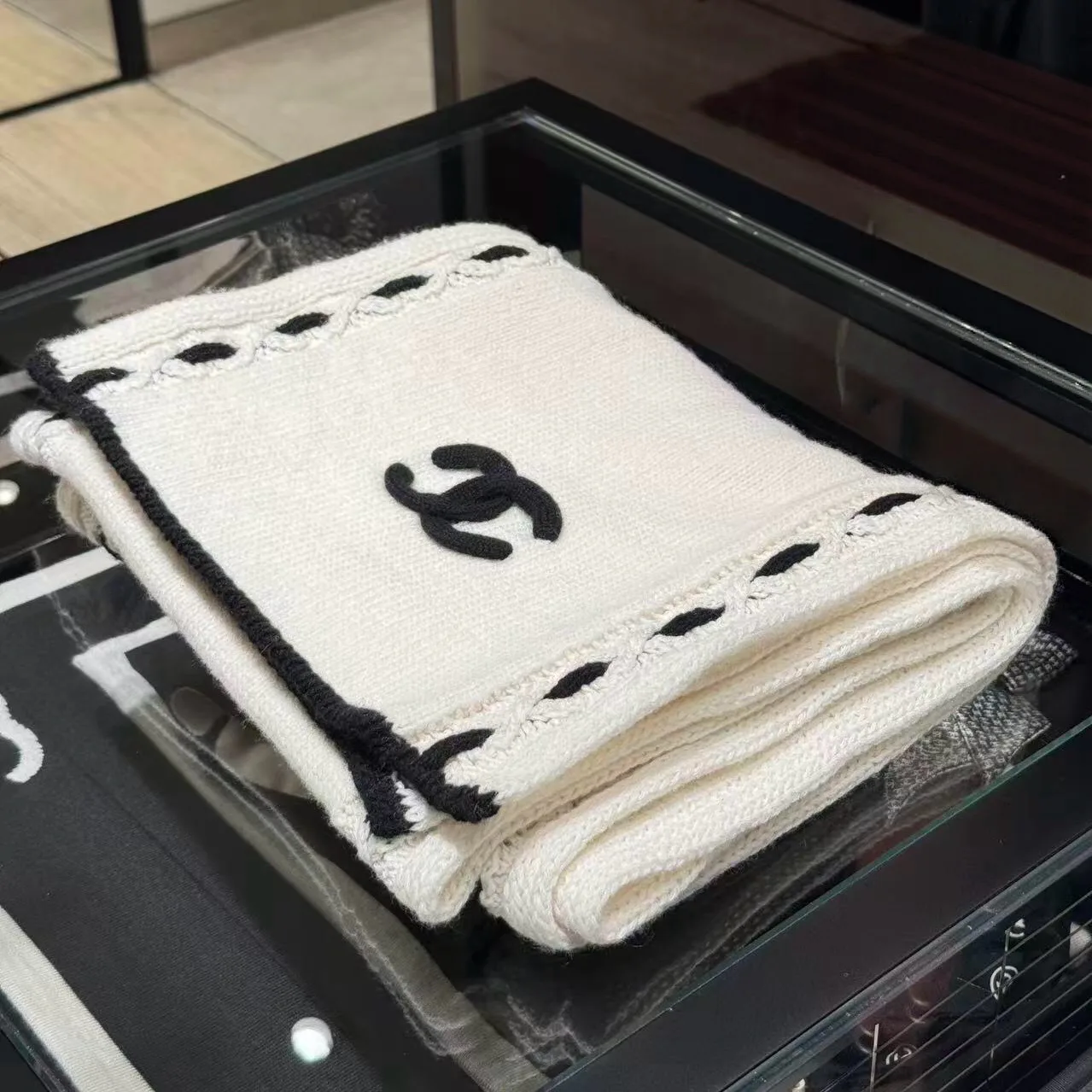 Шарфы Chanel 1268143