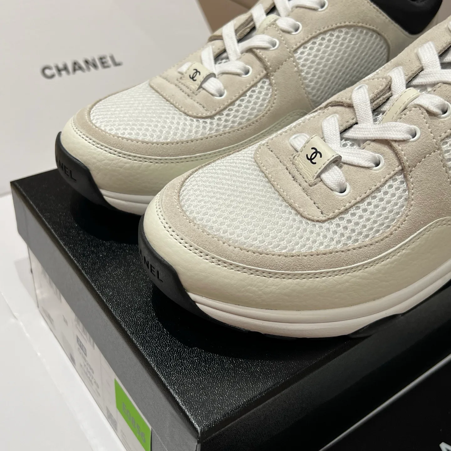 Кроссовки Женские Chanel 18121530