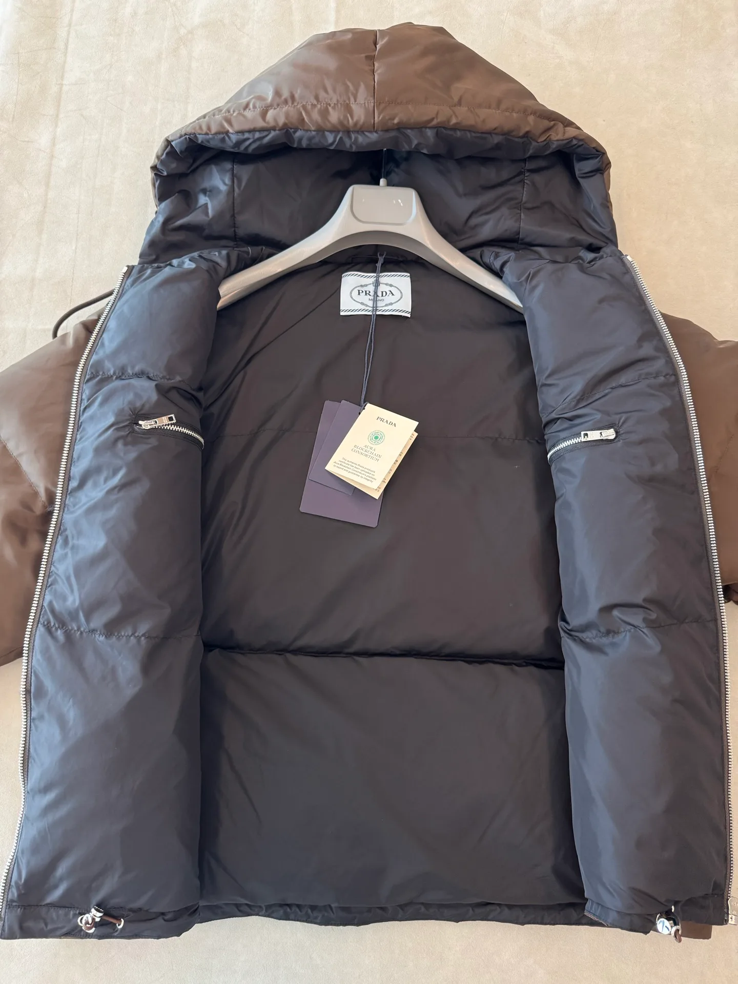 Куртки И Пуховики Женские Prada 19729083