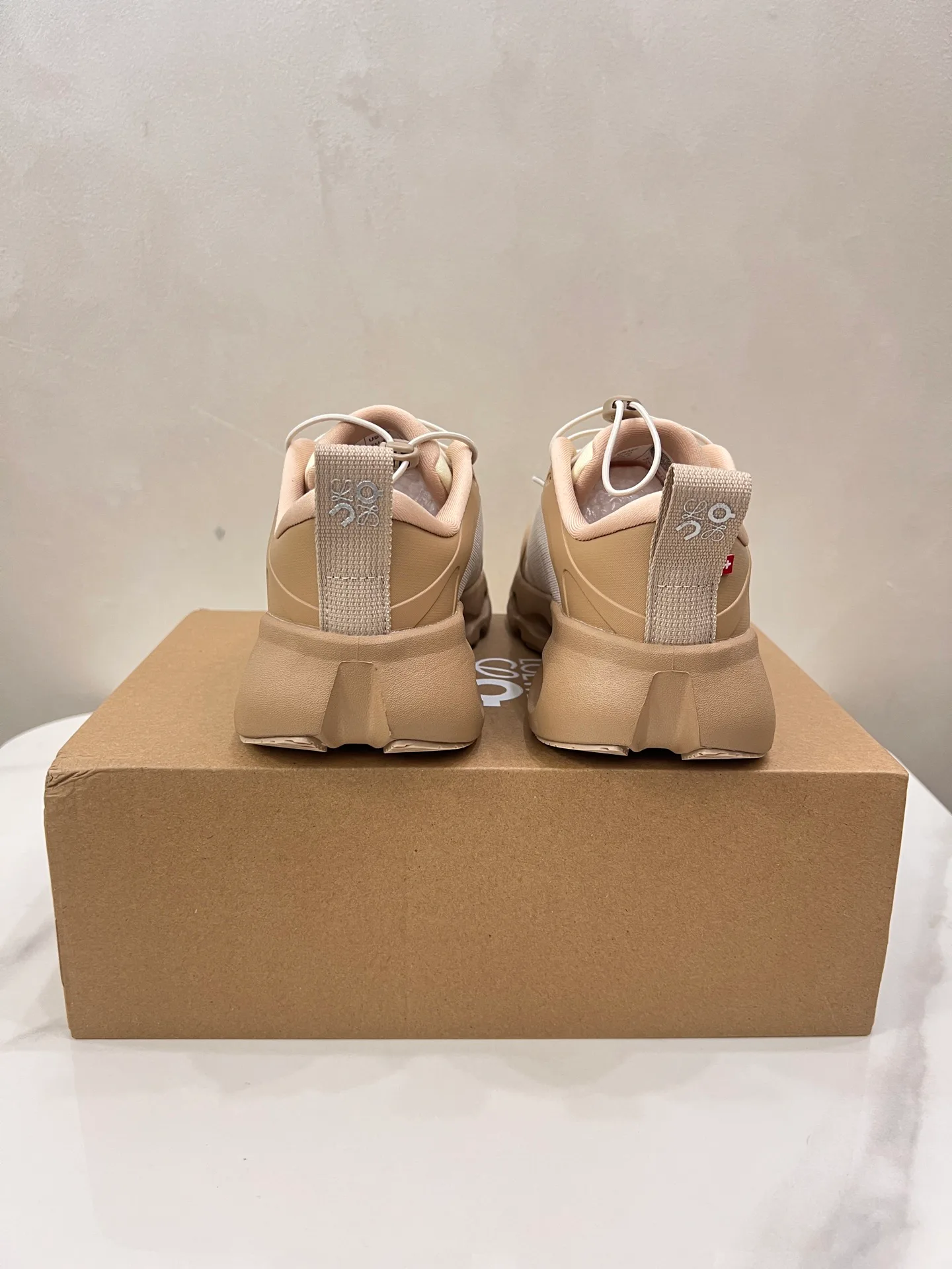 Кроссовки Женские Loewe 5344168