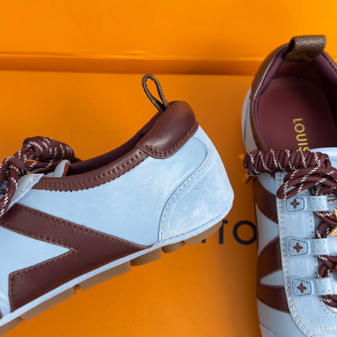Кроссовки Женские Louis Vuitton 17950638