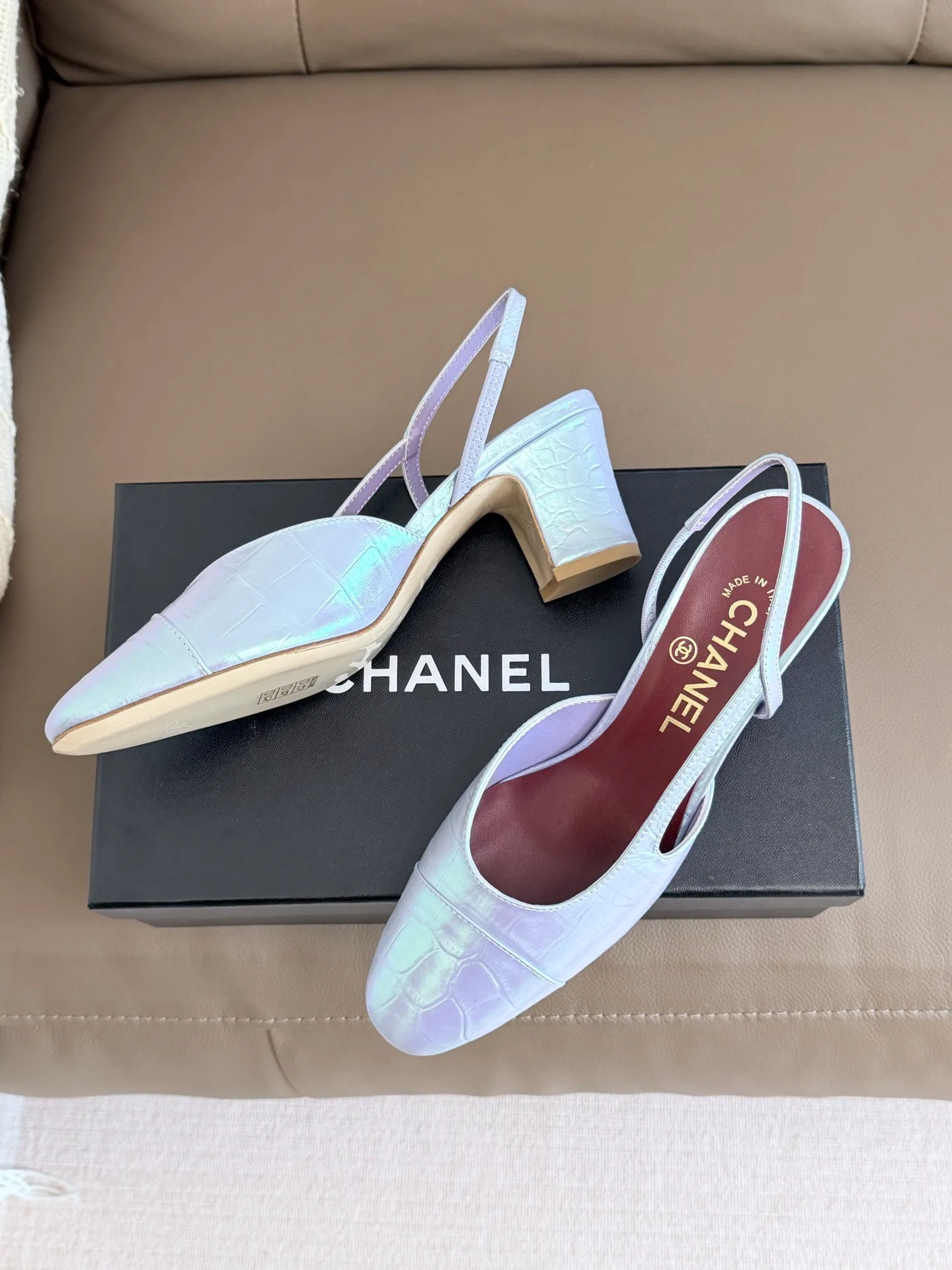 Туфли Женские Chanel 19766301