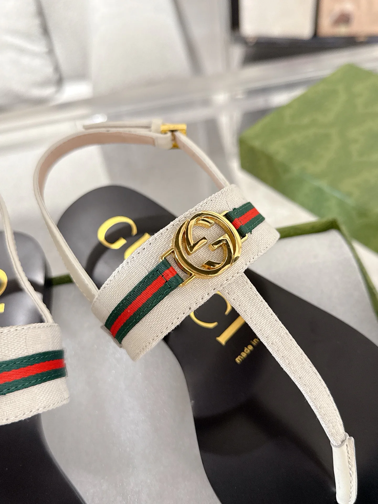 Сандалии Женские Gucci 11432120