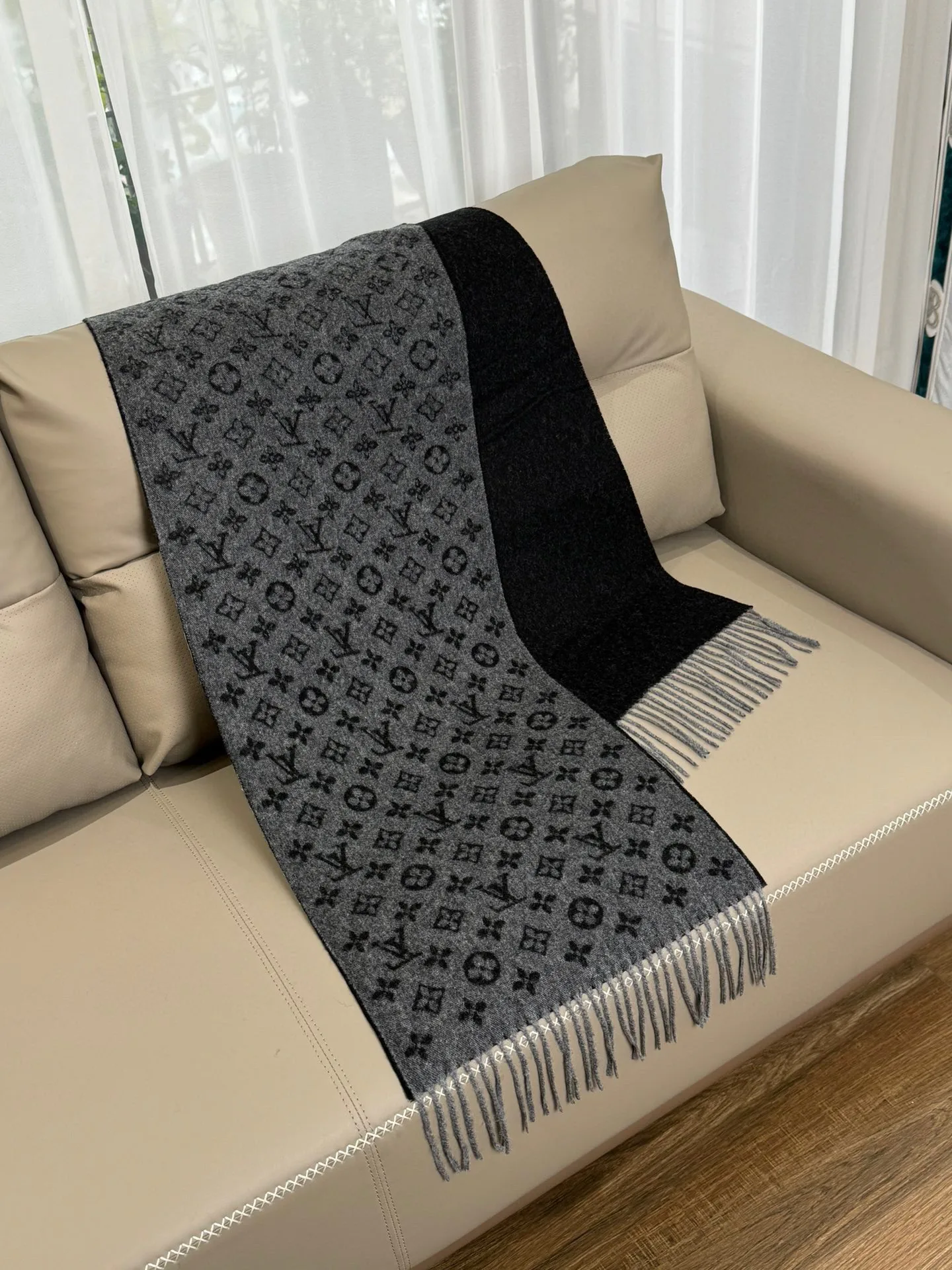 Шарфы Louis Vuitton 57060