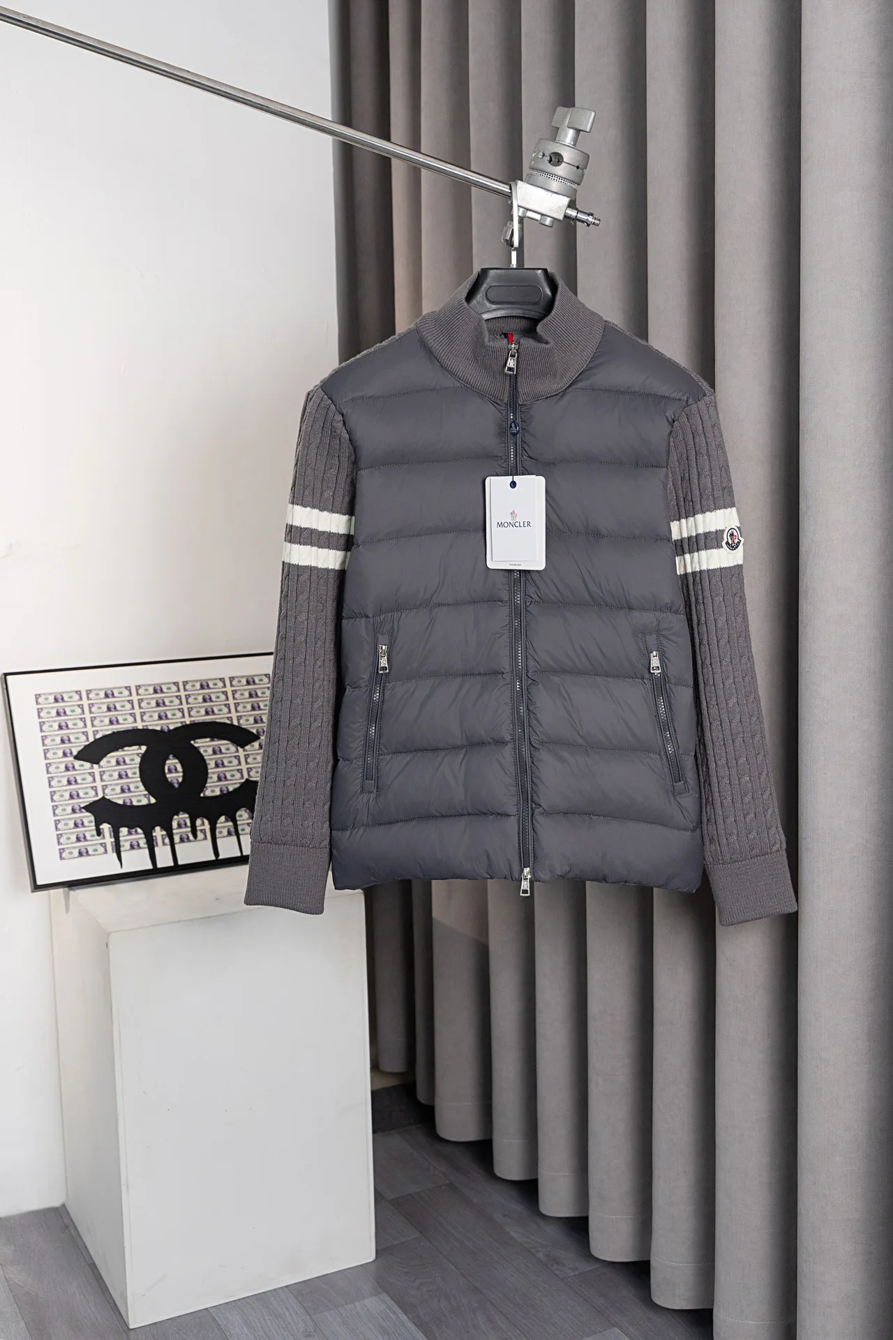 Куртки И Пуховики Женские Moncler 6378577
