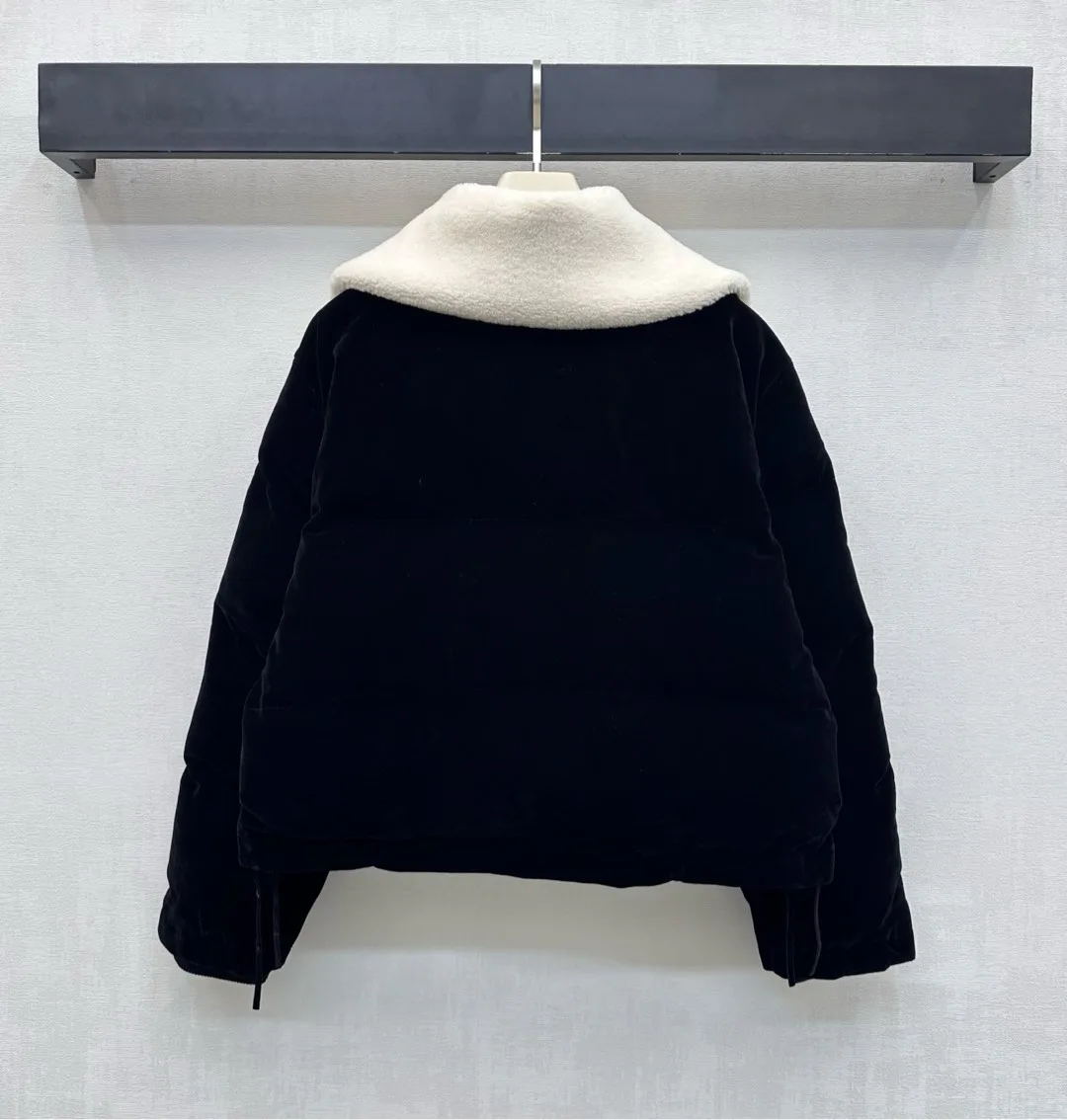 Куртки И Пуховики Женские Gucci 1882291