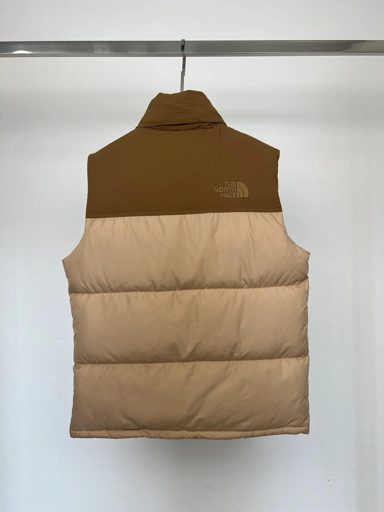 Жилеты Женские The North Face 18416026