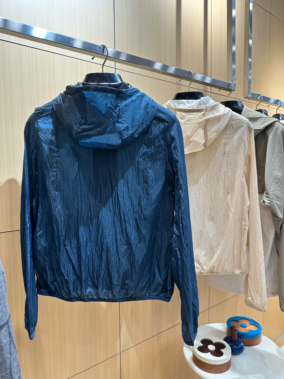 Куртки И Пуховики Мужские Moncler 17480515
