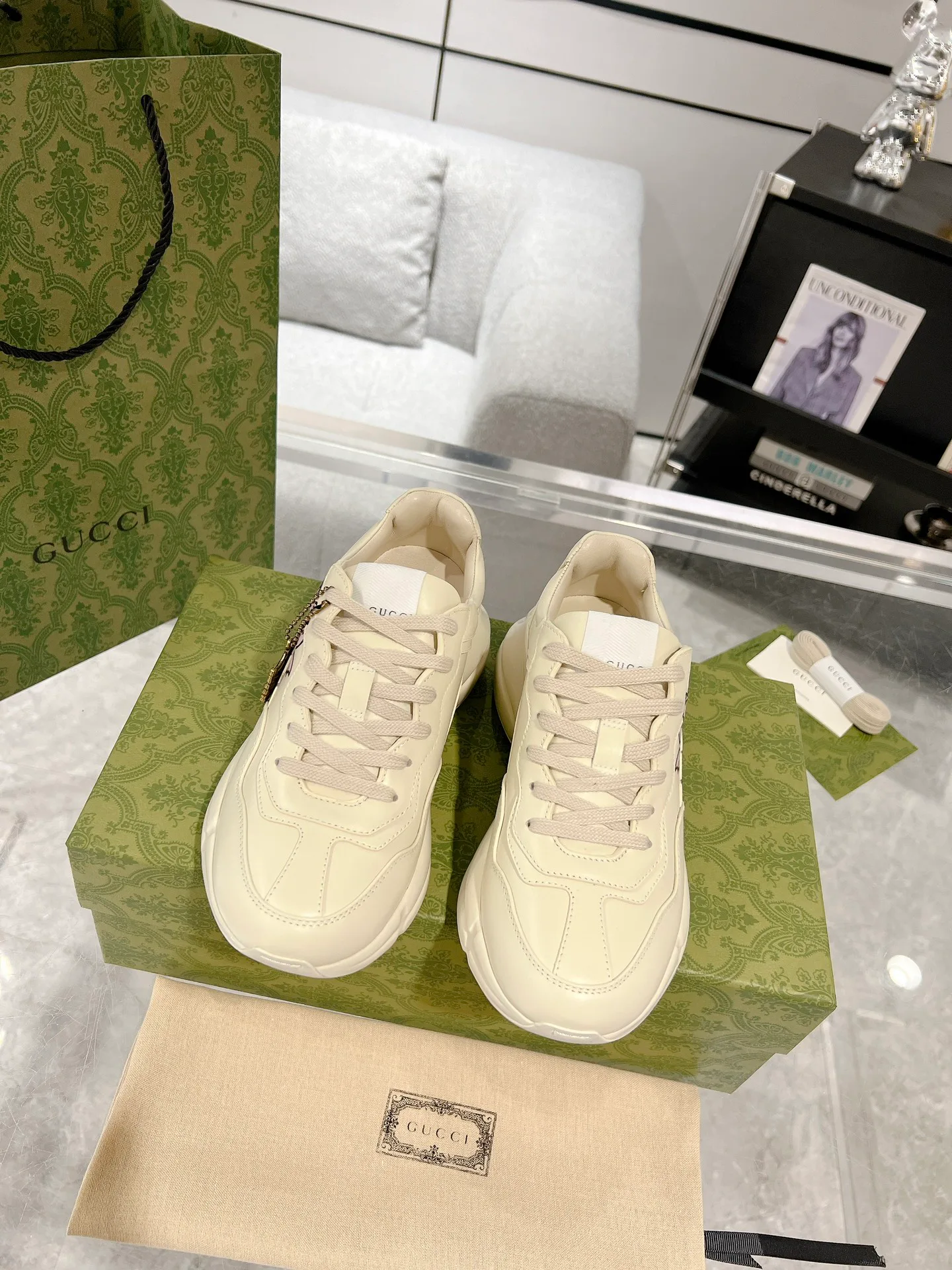 Кроссовки Женские Gucci 5120124