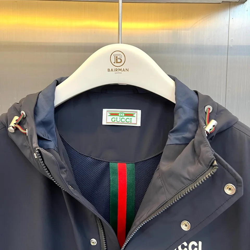 Куртки И Пуховики Женские Gucci 18416750