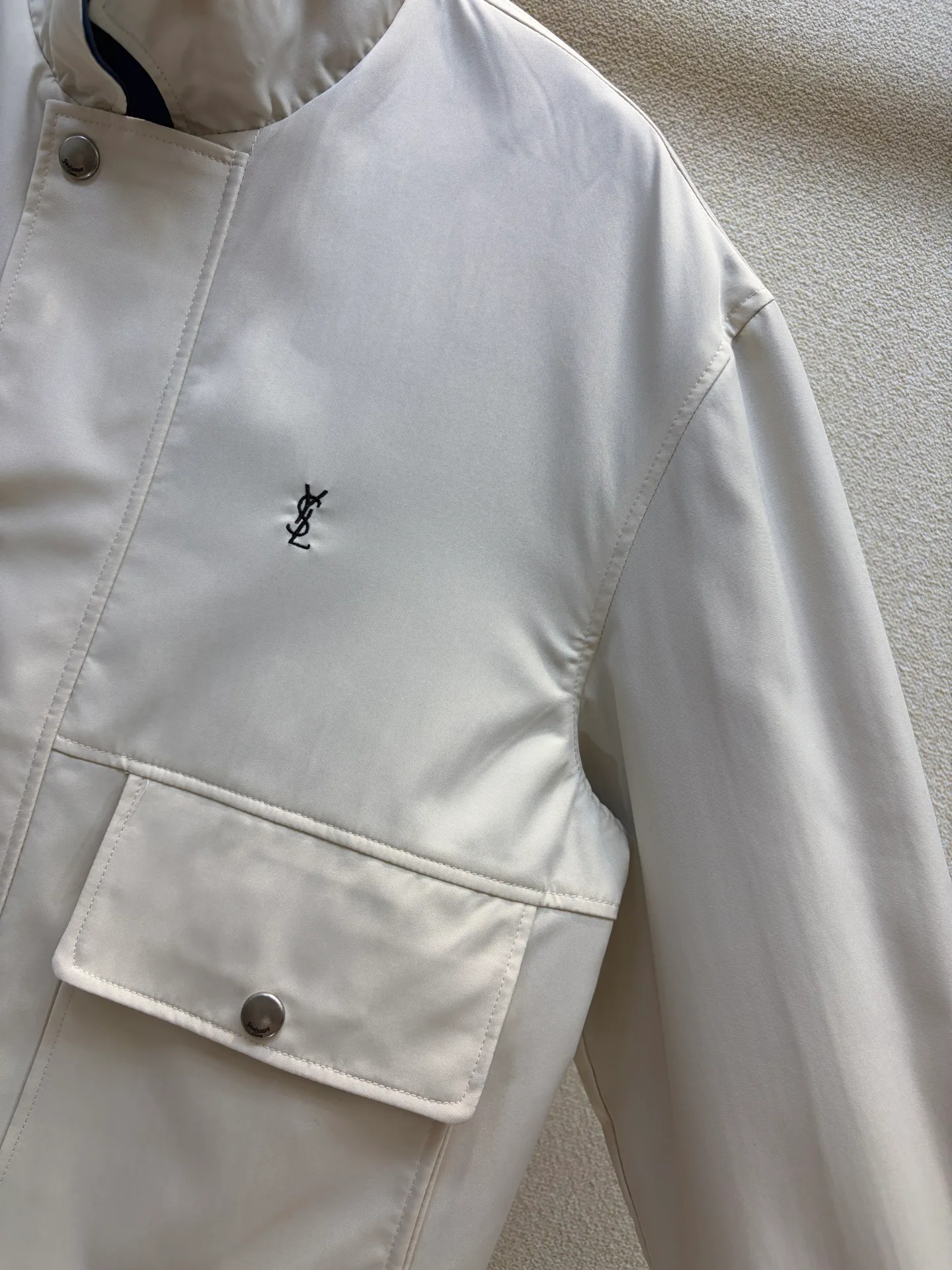 Куртки И Пуховики Женские Saint Laurent 19739686