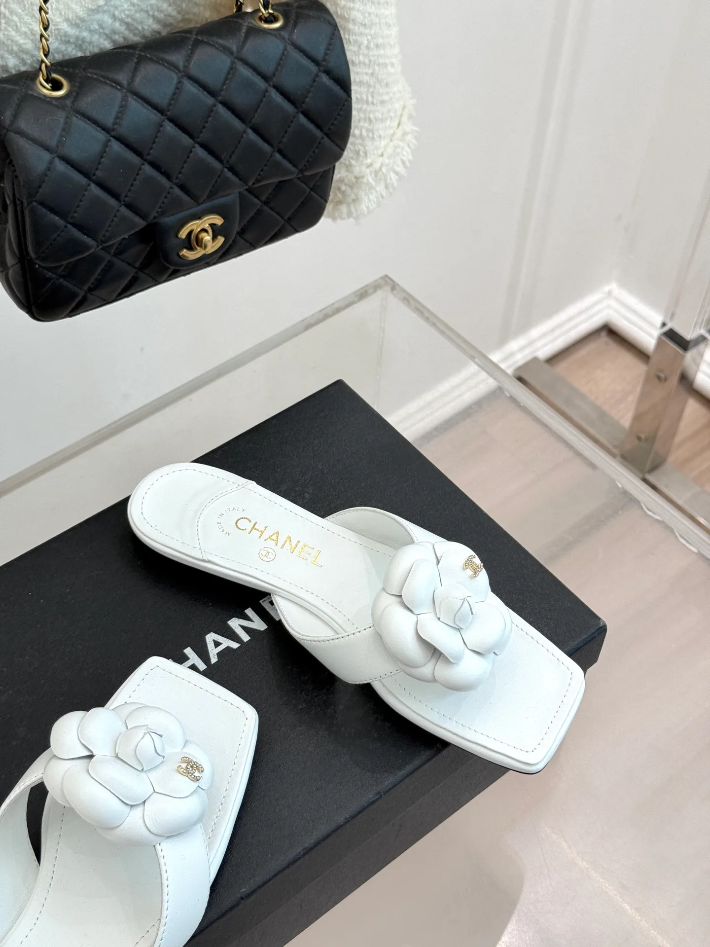 Шлепанцы Женские Chanel 13151666