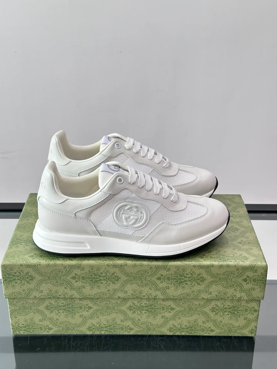 Кроссовки Мужские Gucci 17672672