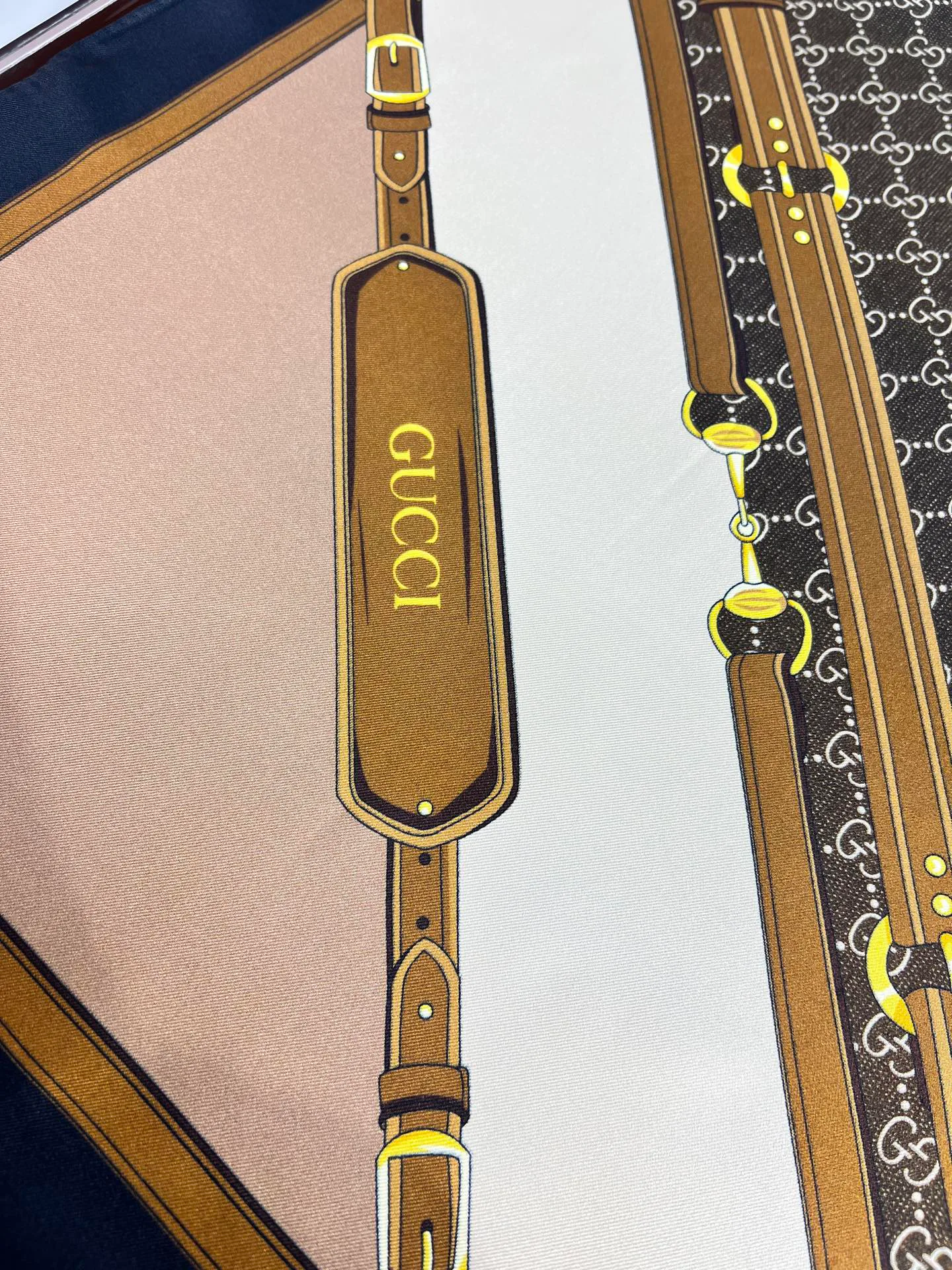 Платки Gucci 11256492